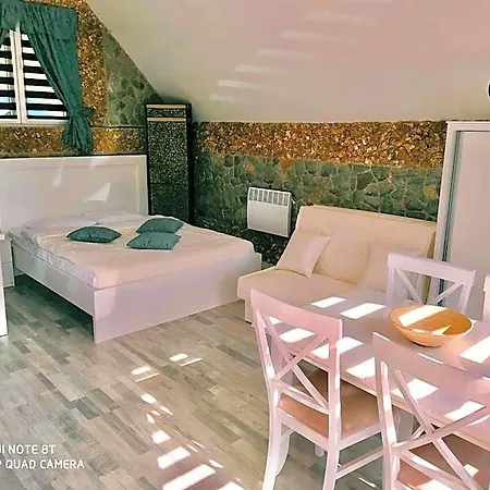 Bali Mountain Montenegro Hotel 4*